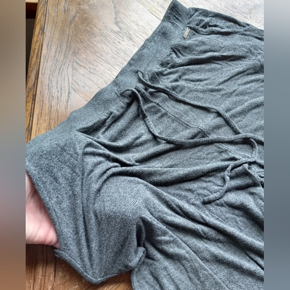 Super Light and Comfy Gray Tahari Joggers!!! - Picture 4 of 9